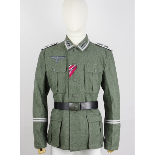 M40 Hauptfeldwebel (Der Spieß) Prebuilt Feldbluse with Insignia
