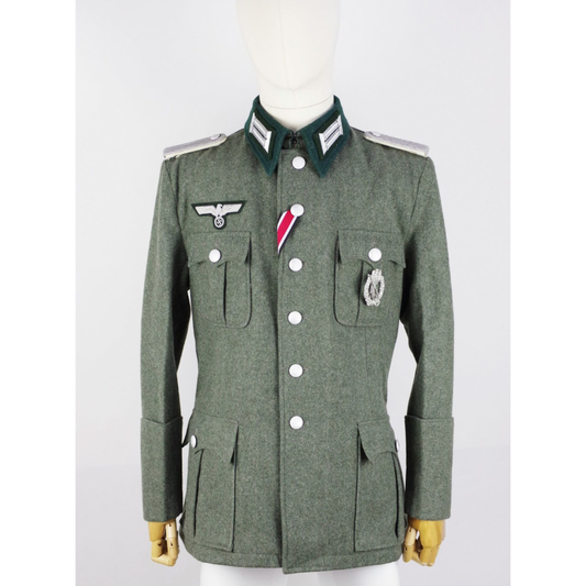 Heer, Wehrmacht M36 Leutnant Feldbluse Prebuilt with Insignia
